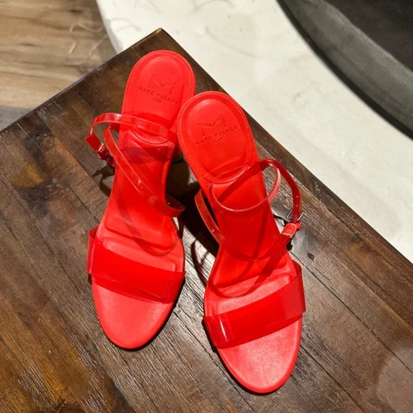 Marc Fisher Red Calisty Strappy Heeled Sandal Open Toe Size 7 - Picture 9 of 9